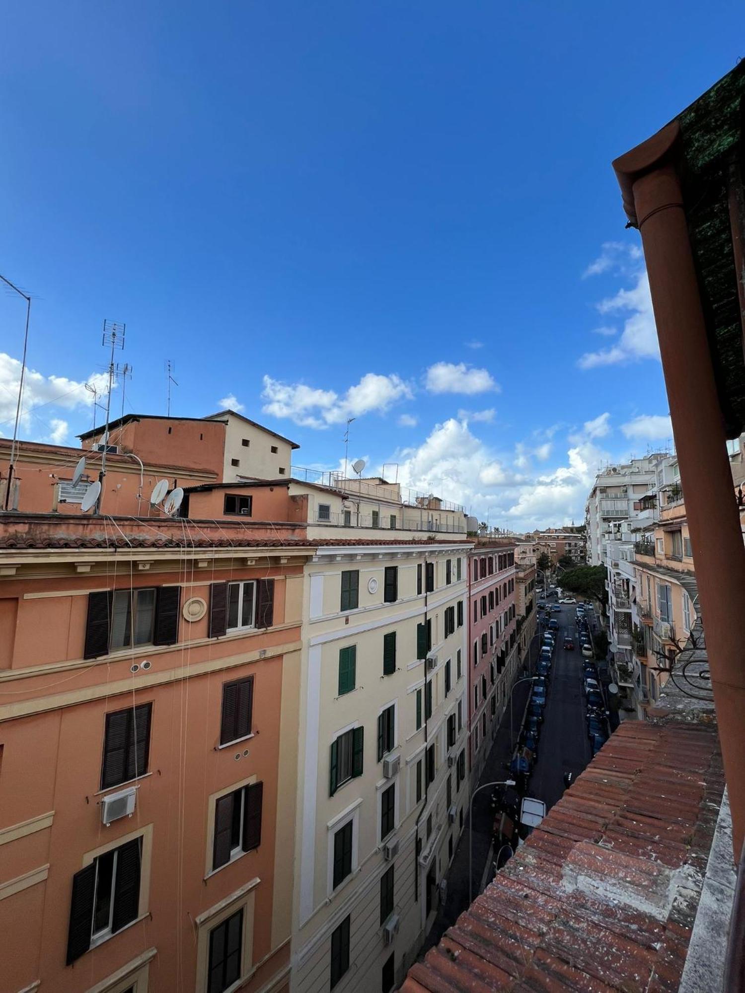 Luciano San Giovanni Guest House Рим Екстериор снимка